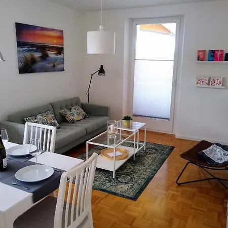 Op Der Kees Apartment